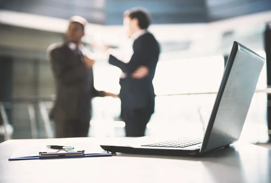 Blogpost: Unternehmensnachfolge: Wie finde ich den richtigen Berater für meinen Unternehmensverkauf?